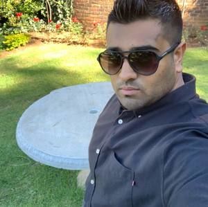 Meet your Posher, Ahmed